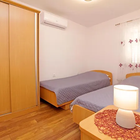Vanja Apartamento *